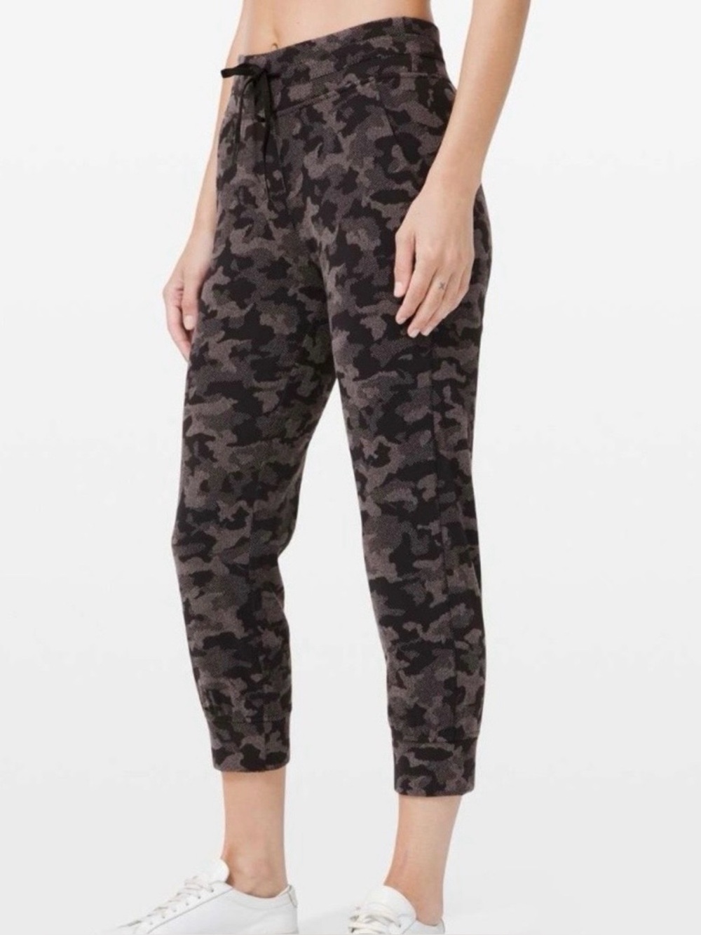 Lululemon Ready to Rulu Jogger Crop Heritage Camo Jacquard Black Rock Size 4